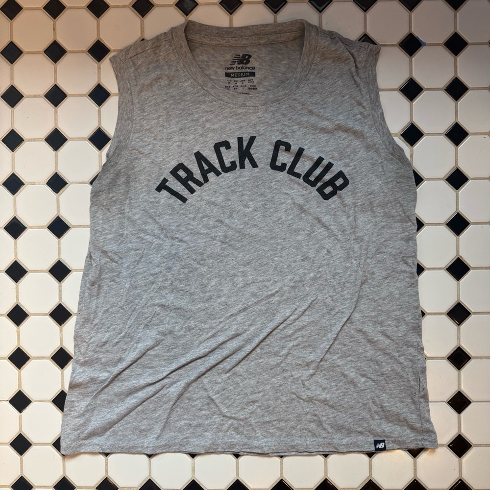 New Balance : Gray Track Club Women's Shirt